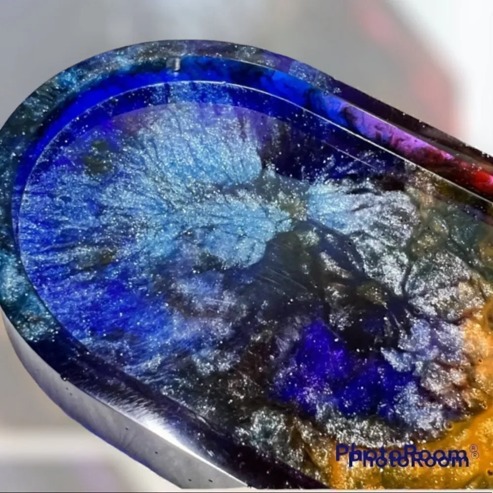 Handcrafted Resin Tray - Picture 2 of 5